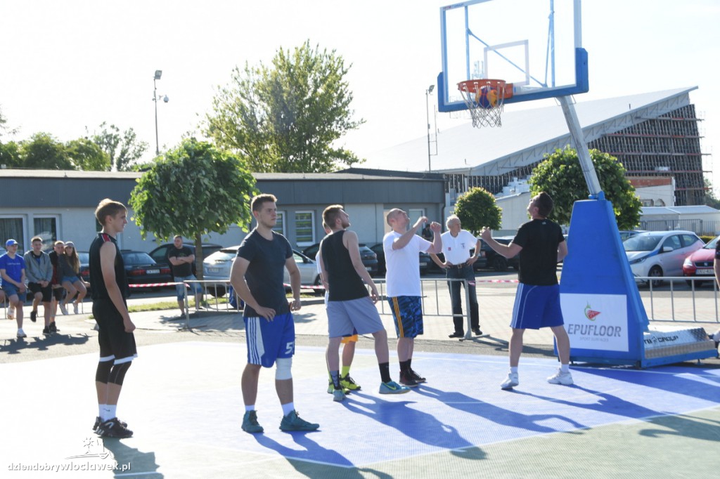  Turniej koszykówki 3x3 Basket Nocą