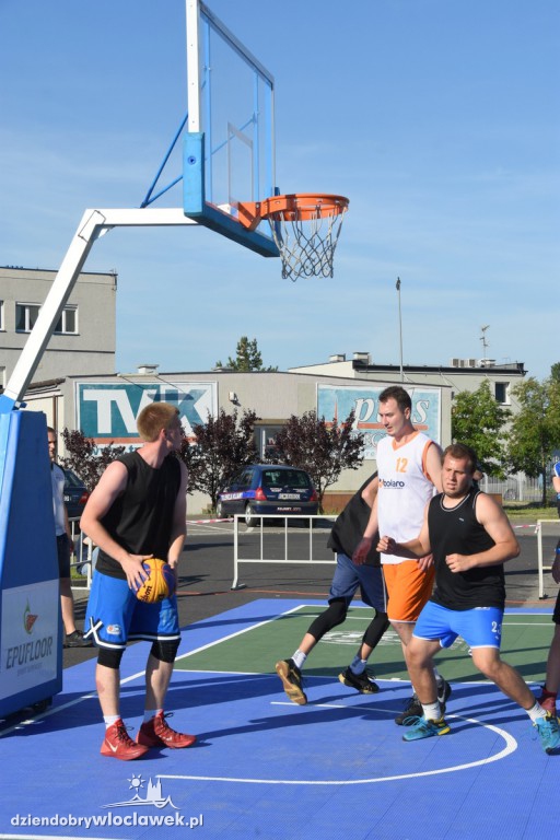  Turniej koszykówki 3x3 Basket Nocą