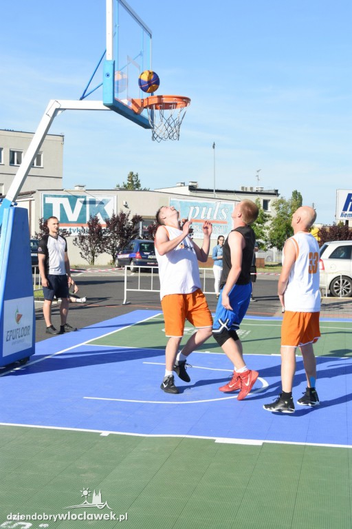  Turniej koszykówki 3x3 Basket Nocą
