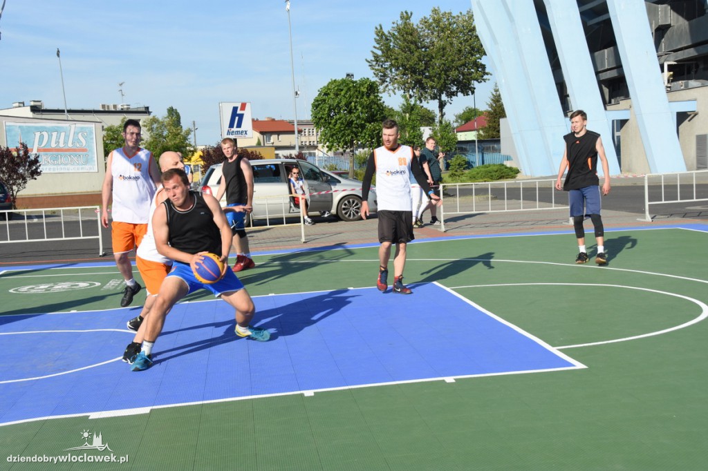  Turniej koszykówki 3x3 Basket Nocą