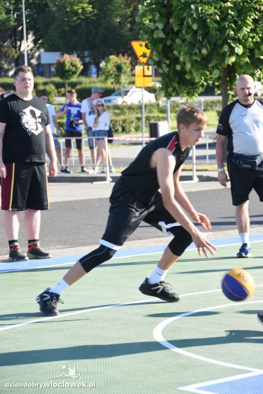  Turniej koszykówki 3x3 Basket Nocą