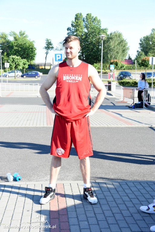  Turniej koszykówki 3x3 Basket Nocą