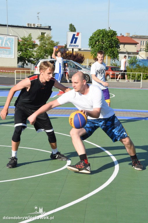  Turniej koszykówki 3x3 Basket Nocą