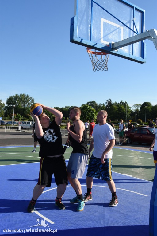  Turniej koszykówki 3x3 Basket Nocą