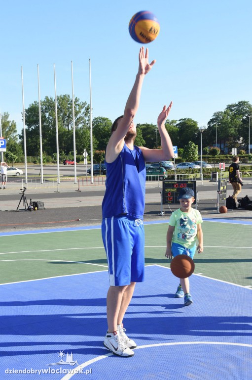  Turniej koszykówki 3x3 Basket Nocą