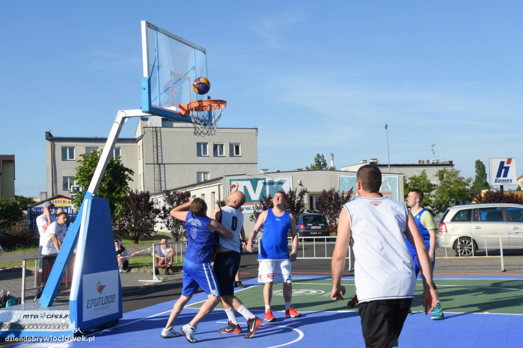  Turniej koszykówki 3x3 Basket Nocą