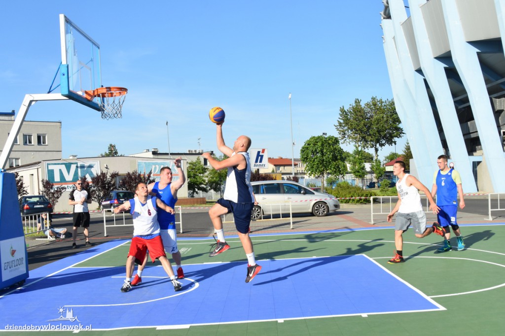  Turniej koszykówki 3x3 Basket Nocą