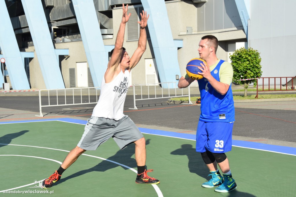  Turniej koszykówki 3x3 Basket Nocą