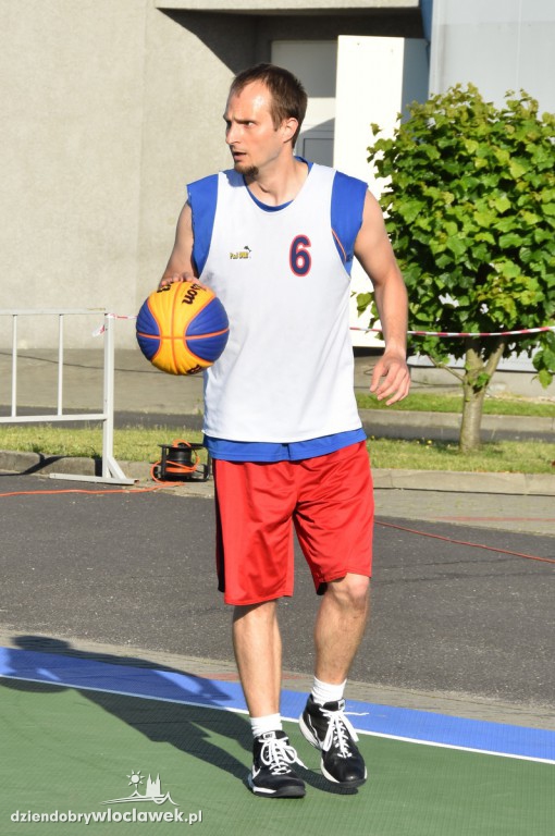  Turniej koszykówki 3x3 Basket Nocą