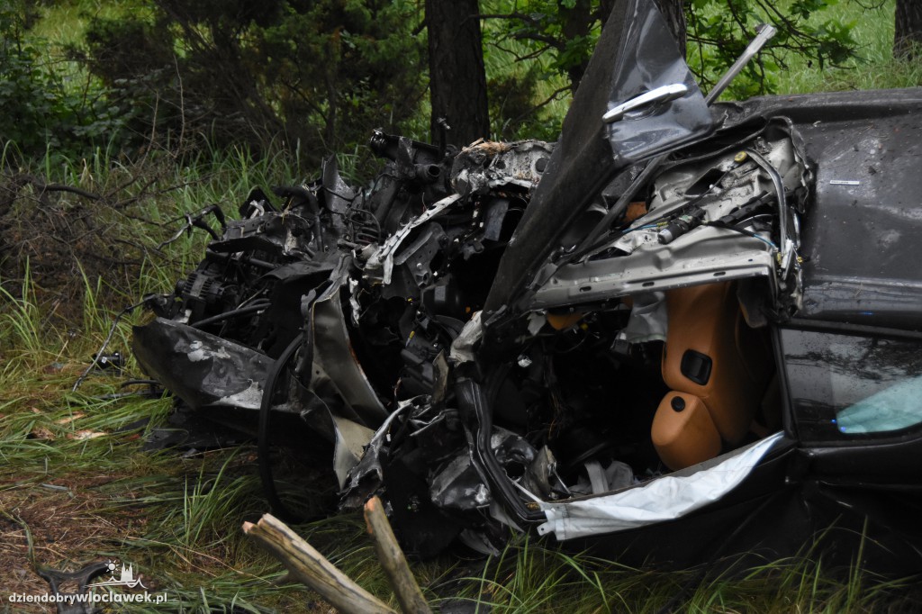 Wypadek na DK 91. Dwie osoby w szpitalu
