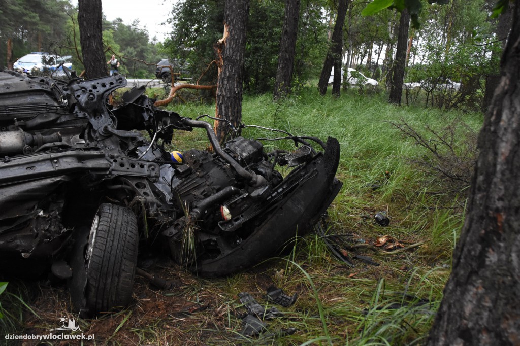Wypadek na DK 91. Dwie osoby w szpitalu