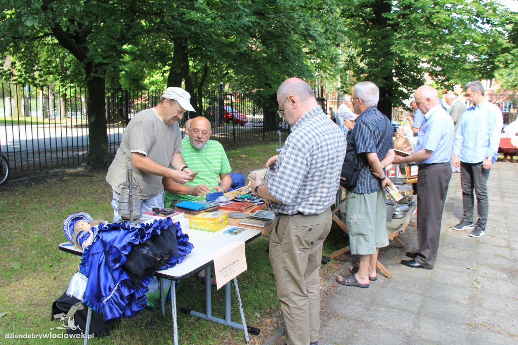 Jarmark staroci i rękodzieła ludowego