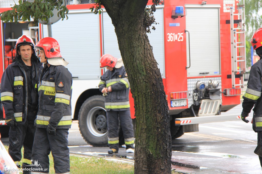 Pożar samochodu przy ul. Planty