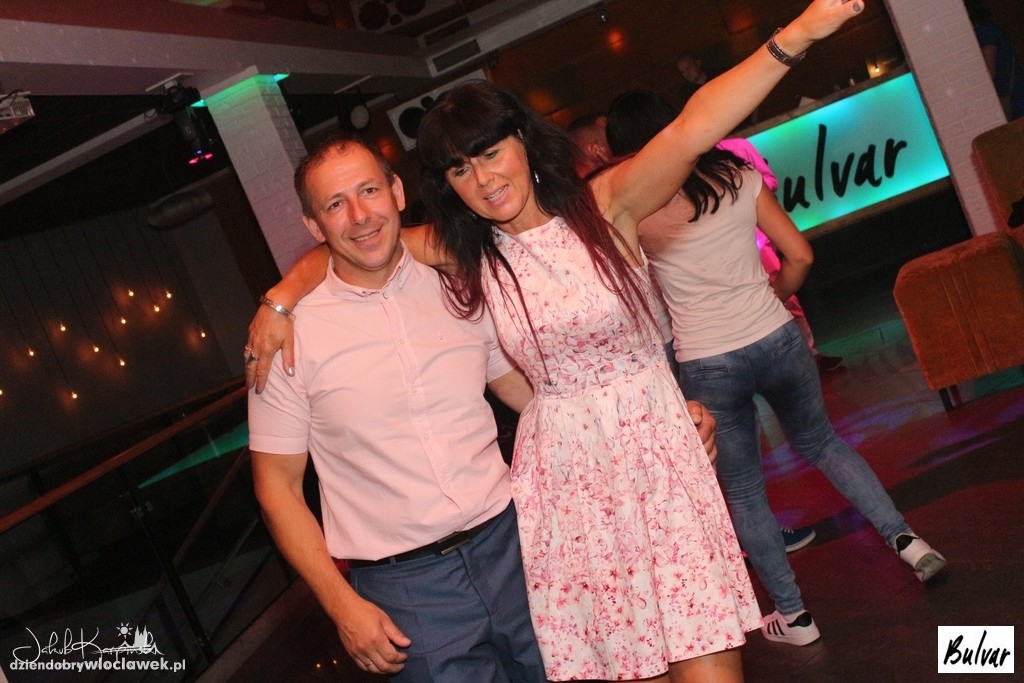 Gorąca noc w klubie Million