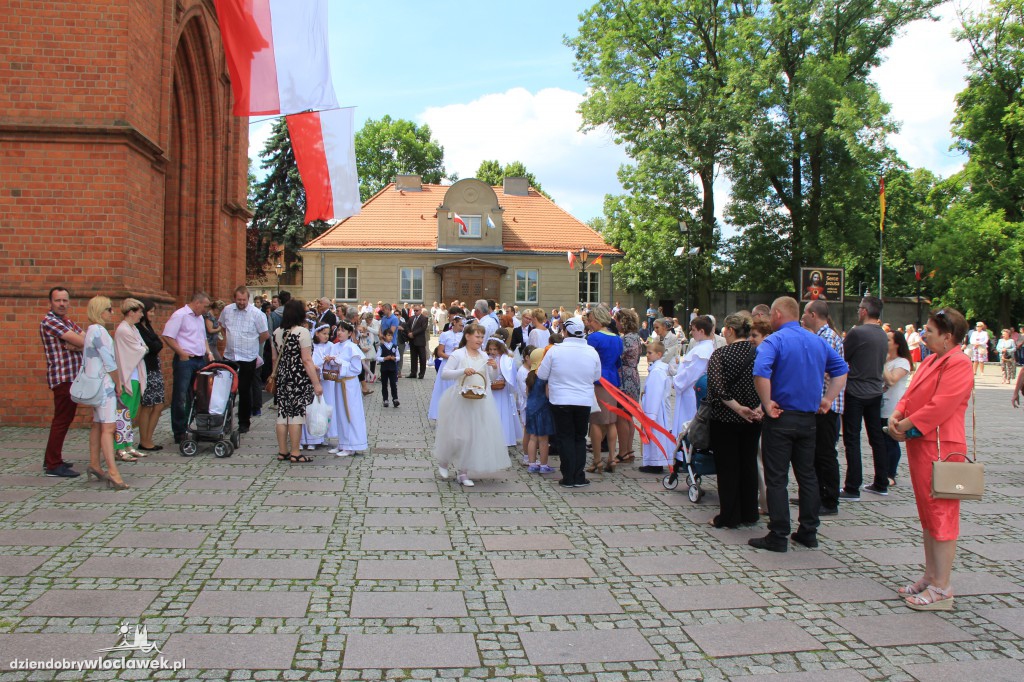  Procesja eucharystyczna ulicami miasta