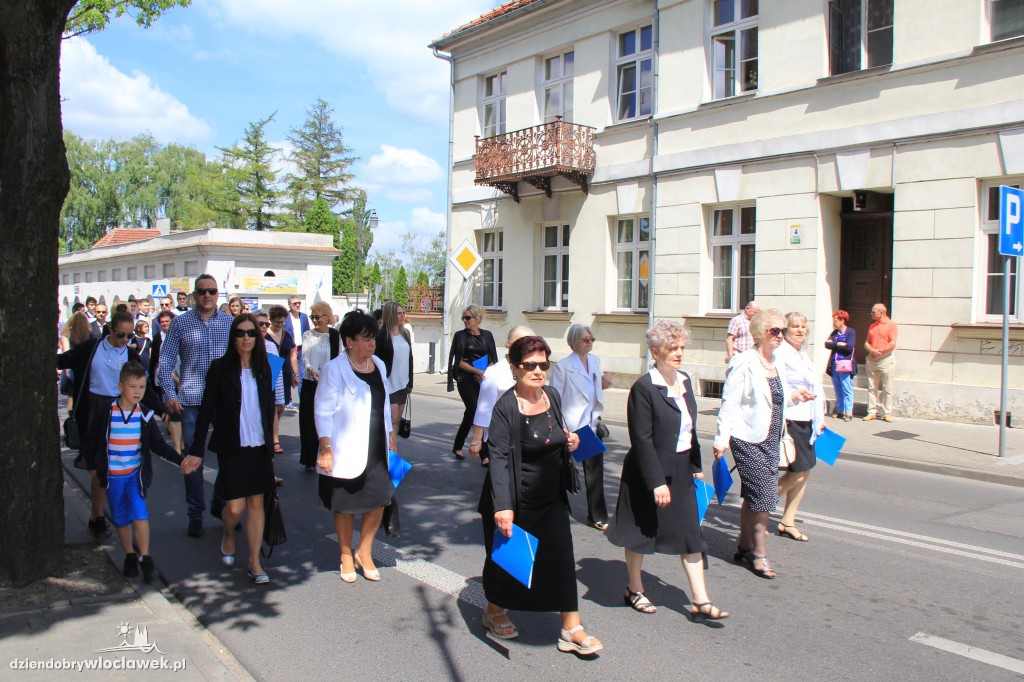  Procesja eucharystyczna ulicami miasta