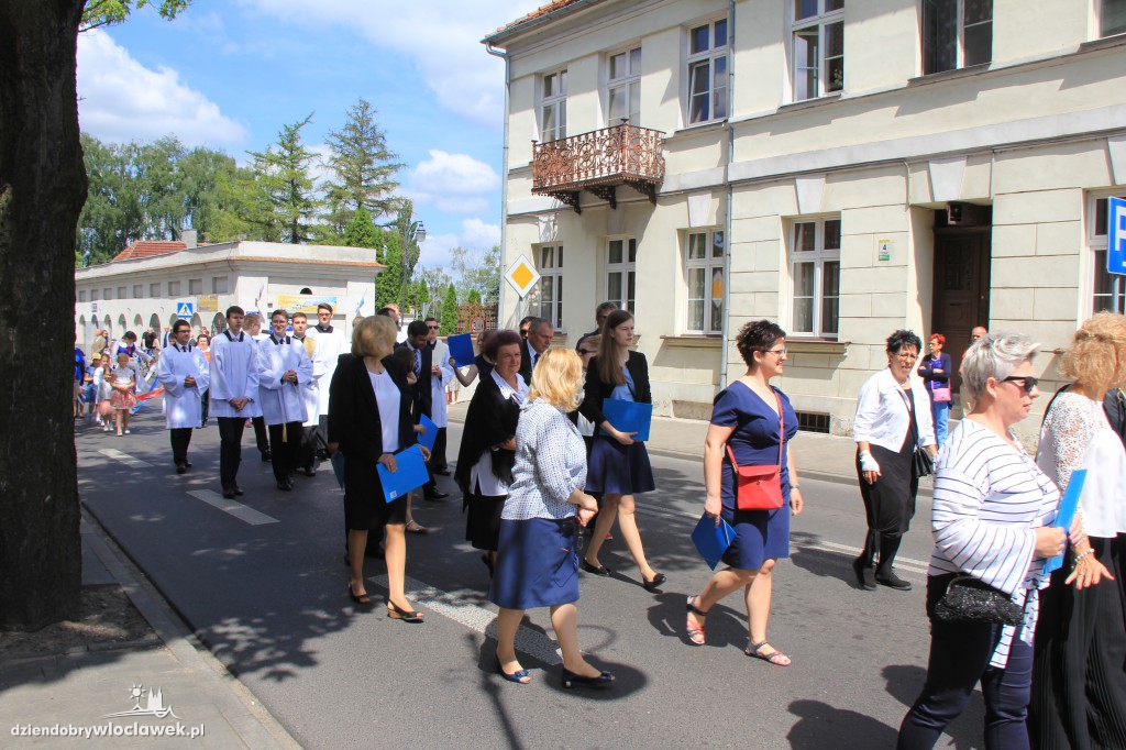  Procesja eucharystyczna ulicami miasta