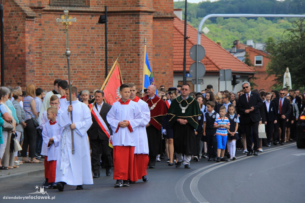  Procesja eucharystyczna ulicami miasta