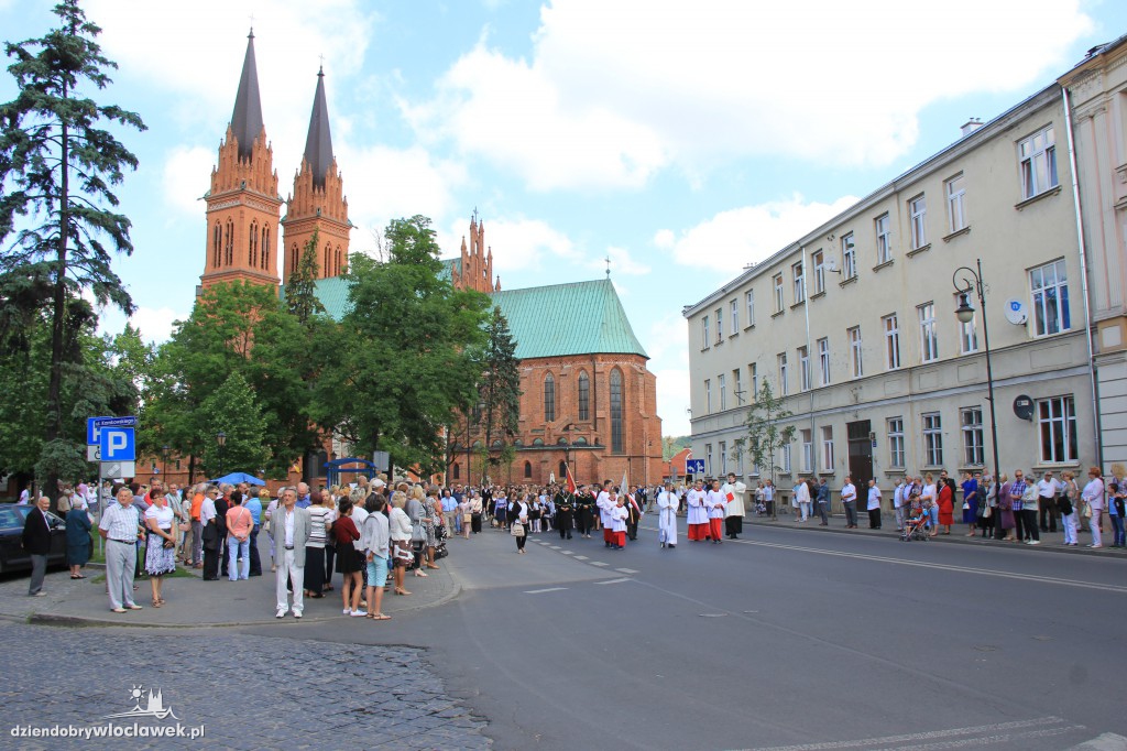  Procesja eucharystyczna ulicami miasta