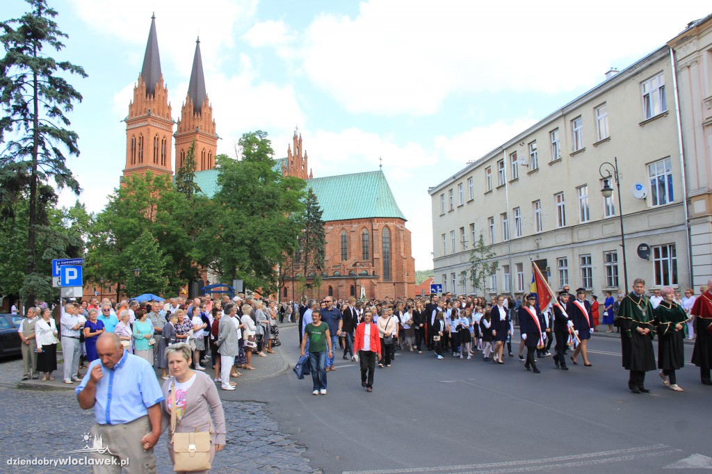  Procesja eucharystyczna ulicami miasta