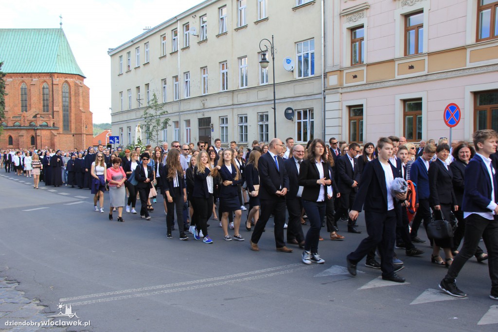  Procesja eucharystyczna ulicami miasta