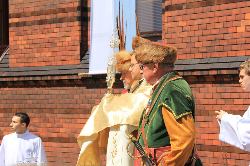  Procesja eucharystyczna ulicami miasta