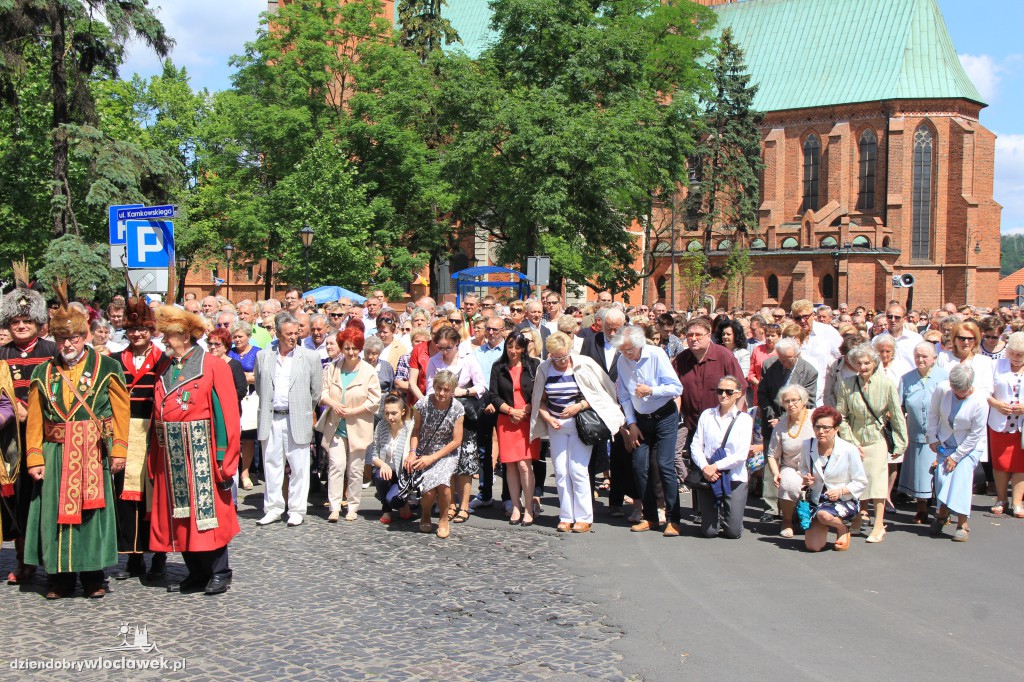  Procesja eucharystyczna ulicami miasta