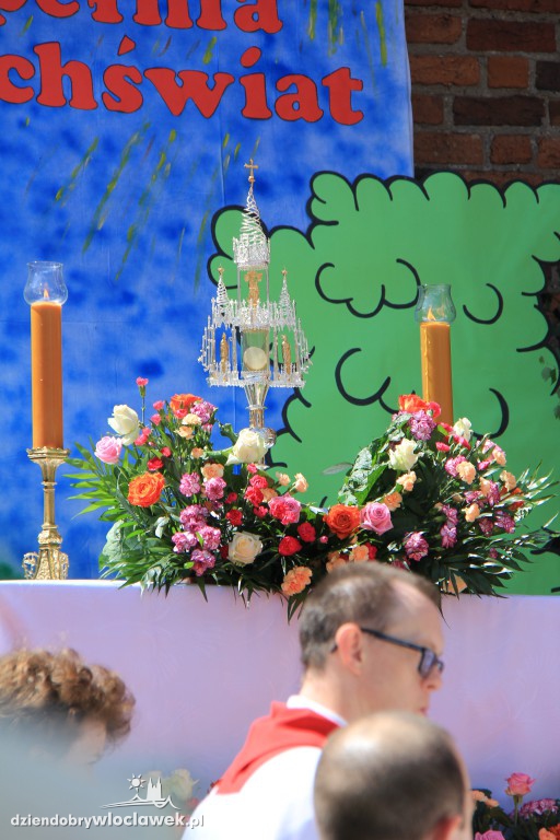  Procesja eucharystyczna ulicami miasta