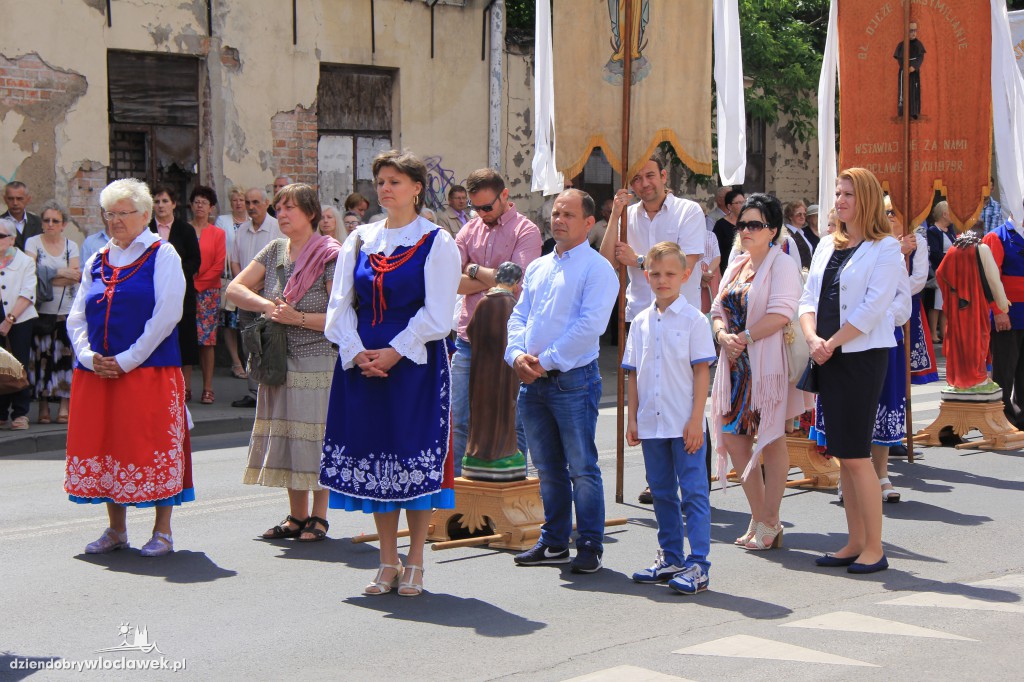  Procesja eucharystyczna ulicami miasta