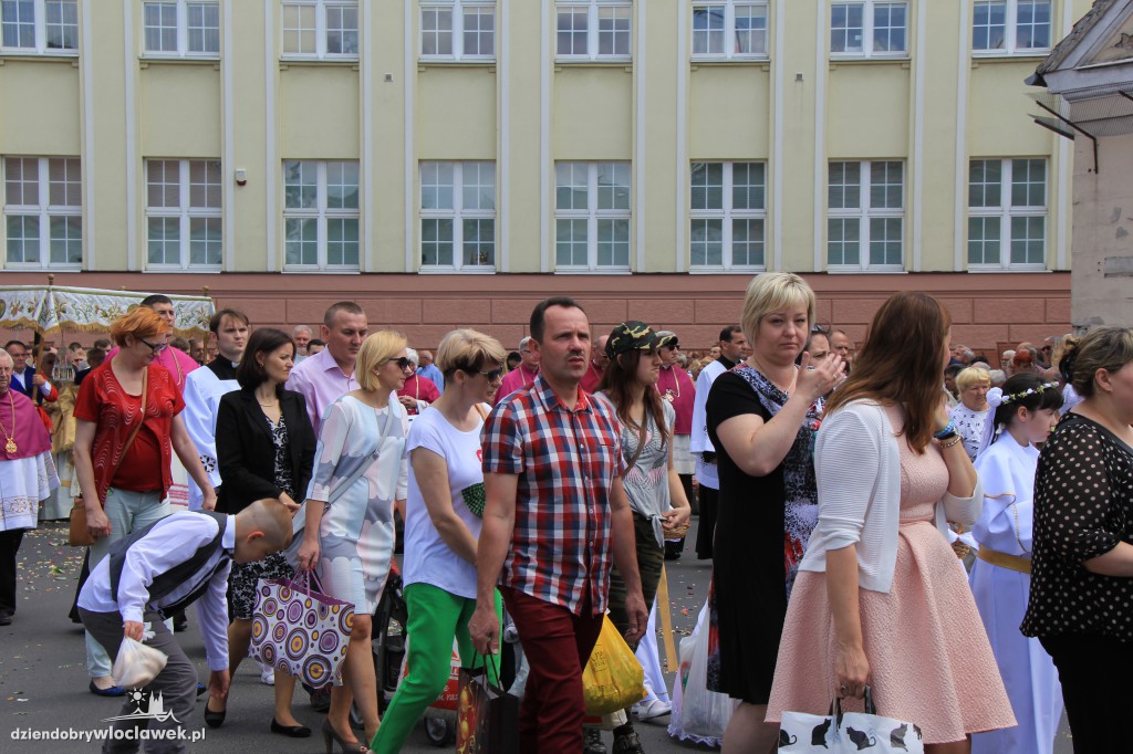  Procesja eucharystyczna ulicami miasta