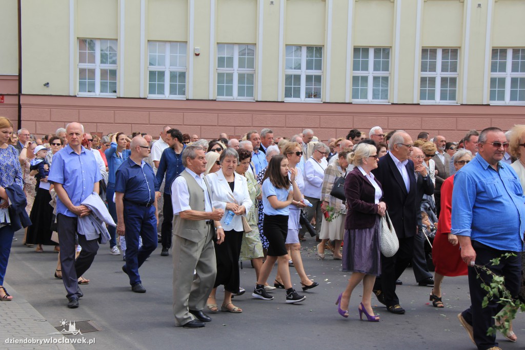  Procesja eucharystyczna ulicami miasta
