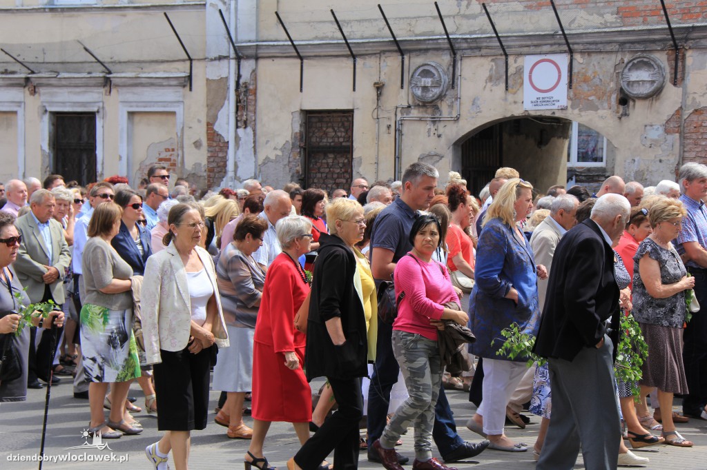  Procesja eucharystyczna ulicami miasta