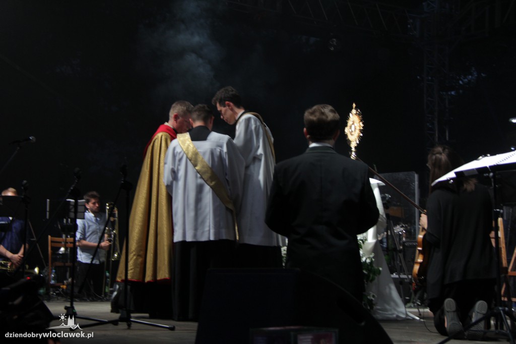 Koncert Uwielbienie w Parku