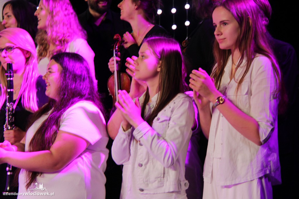 Koncert Uwielbienie w Parku