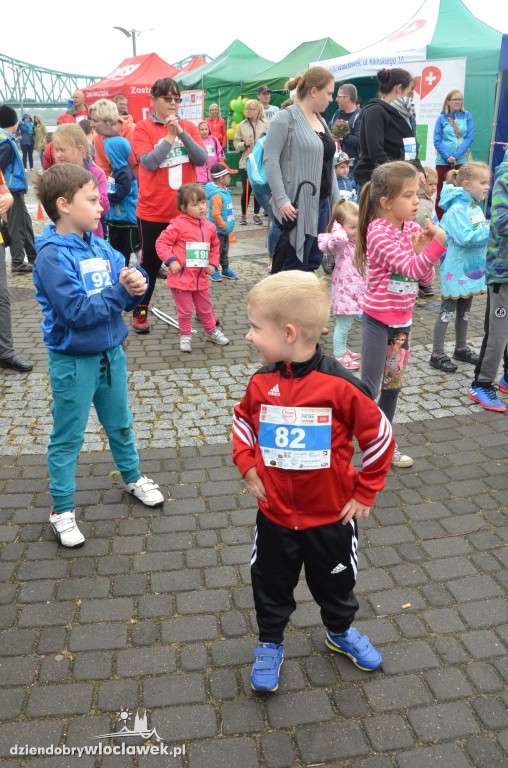 Marsz Malucha i bieg nordic walking