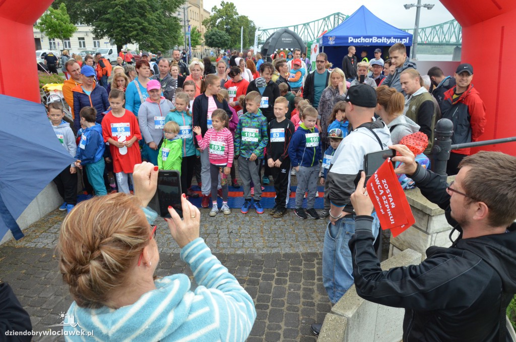 Marsz Malucha i bieg nordic walking