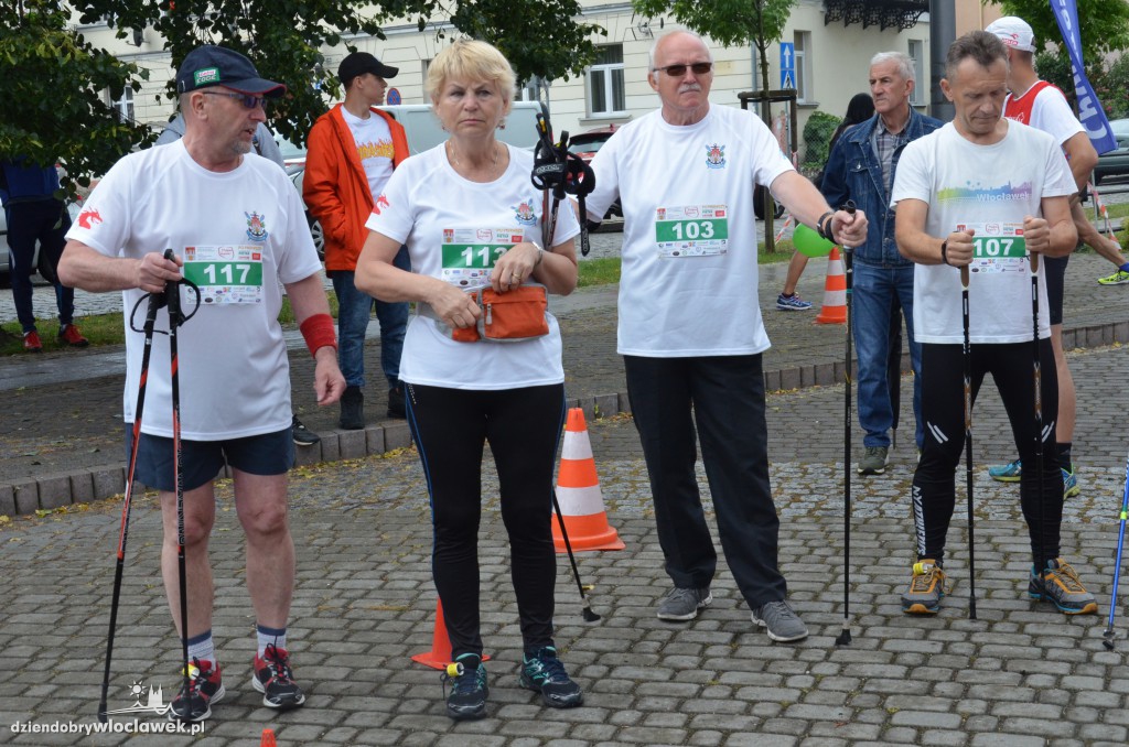 Marsz Malucha i bieg nordic walking