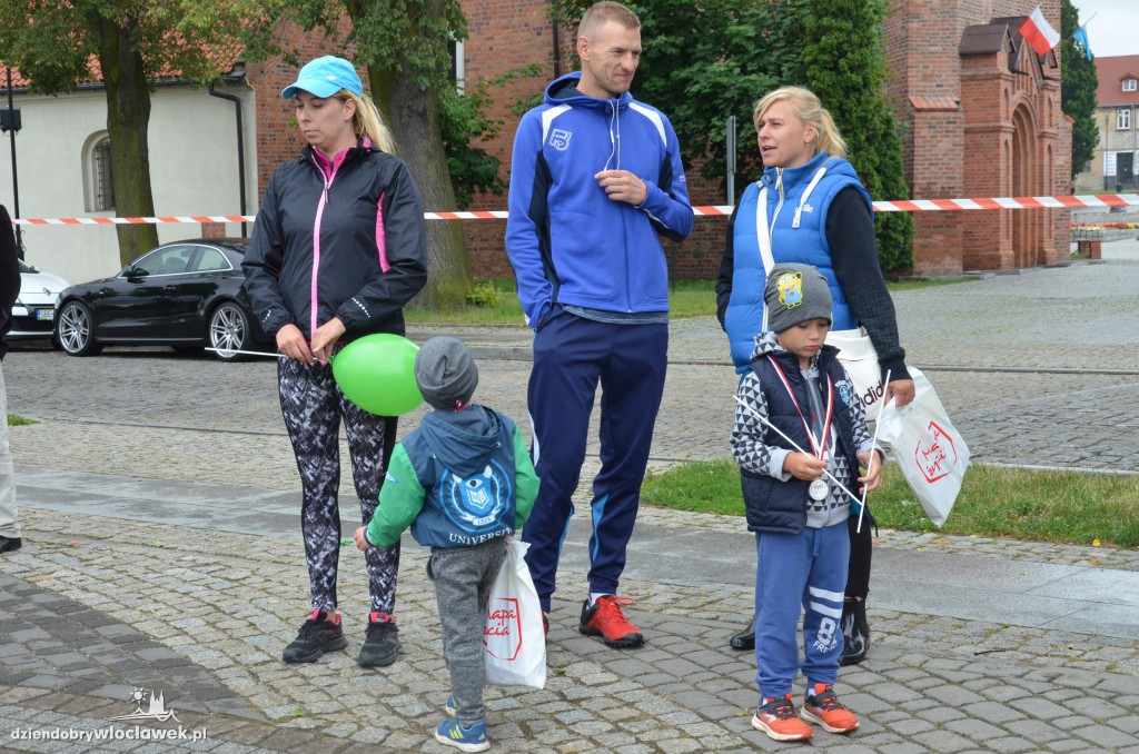 Marsz Malucha i bieg nordic walking