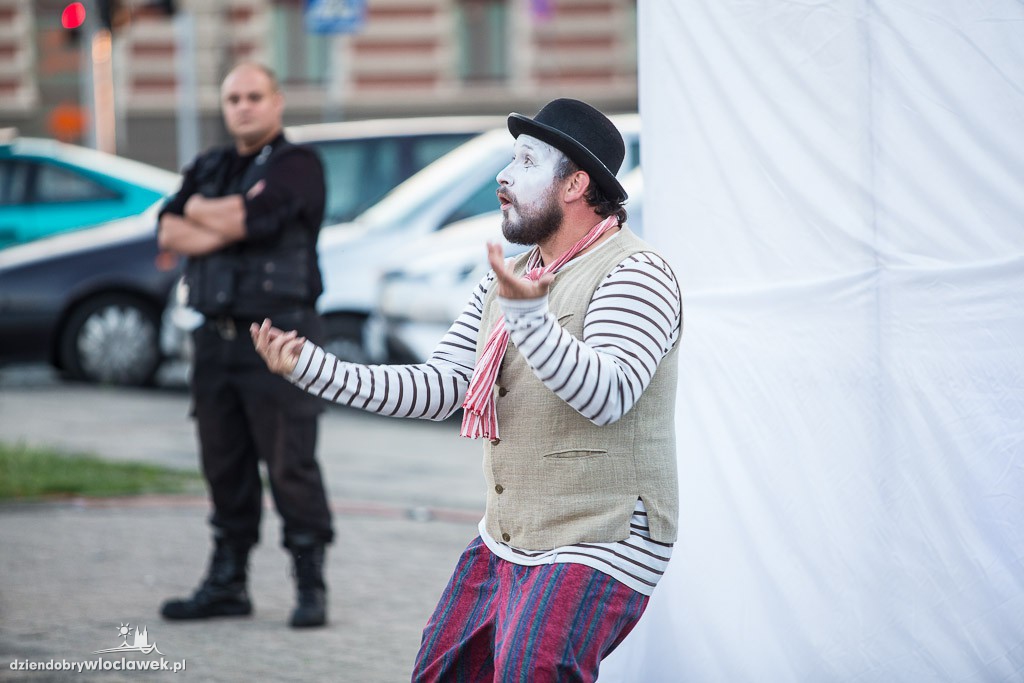 XV Brukarnia na placu Wolności