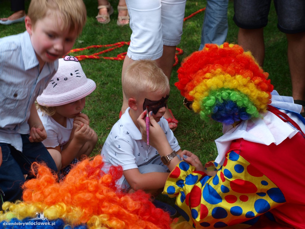 Piknik rodzinny w Chatce Puchatka