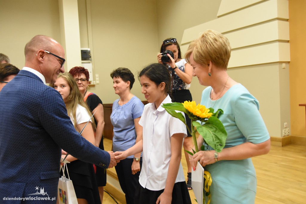 Stypendia dla uzdolnionych uczniów