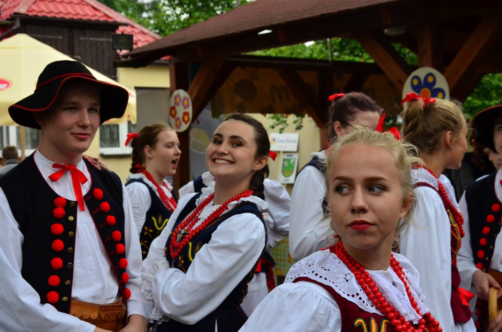 Festiwalu Zespołów Pieśni i Tańca