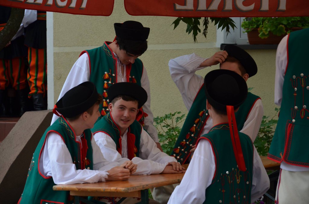 Festiwalu Zespołów Pieśni i Tańca