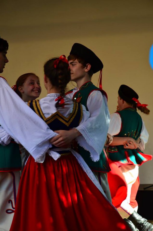 Festiwalu Zespołów Pieśni i Tańca