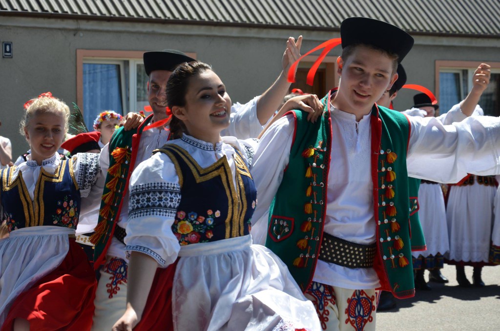 Festiwalu Zespołów Pieśni i Tańca