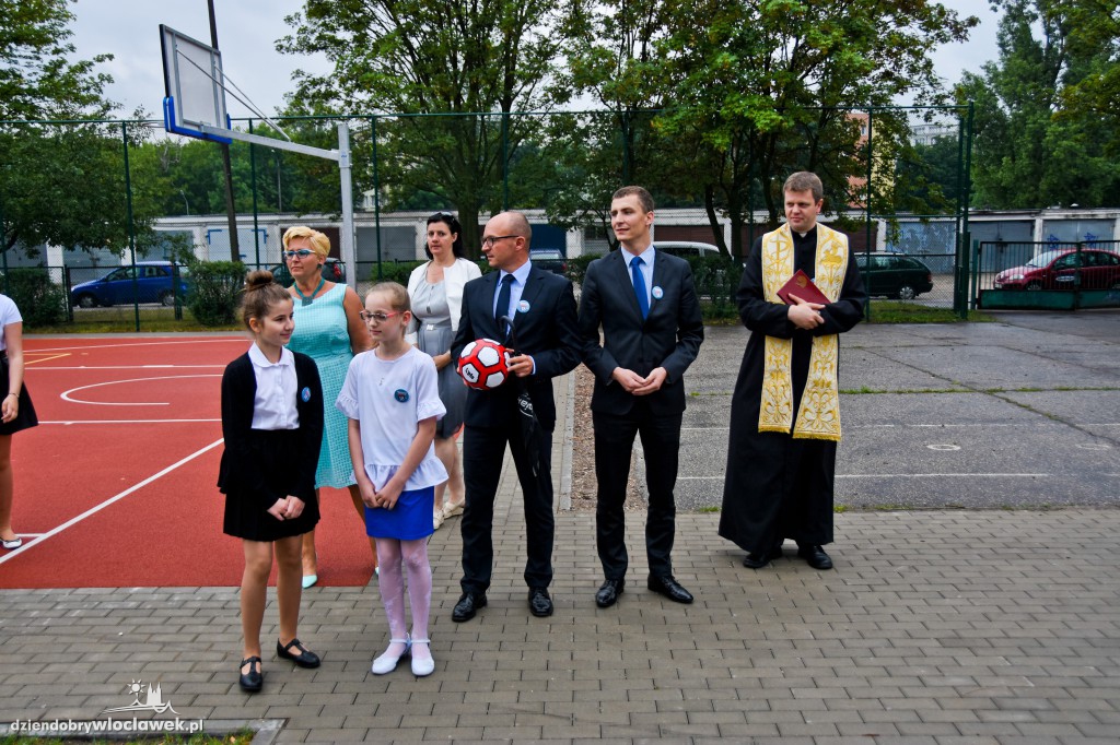 Otwarcie boiska szkolnego przy SP 18