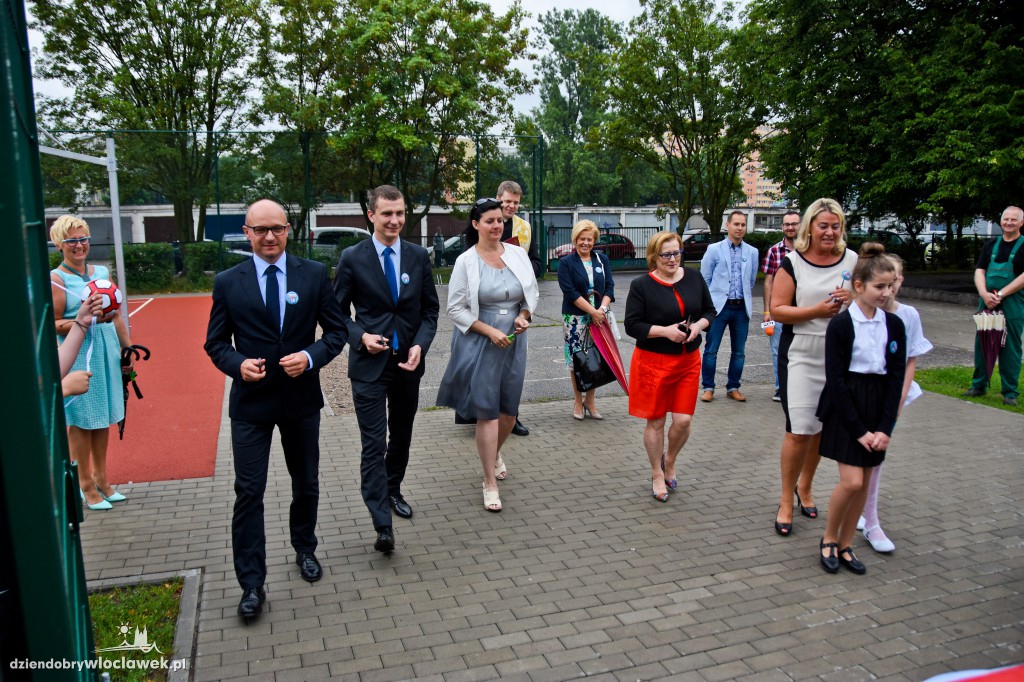 Otwarcie boiska szkolnego przy SP 18