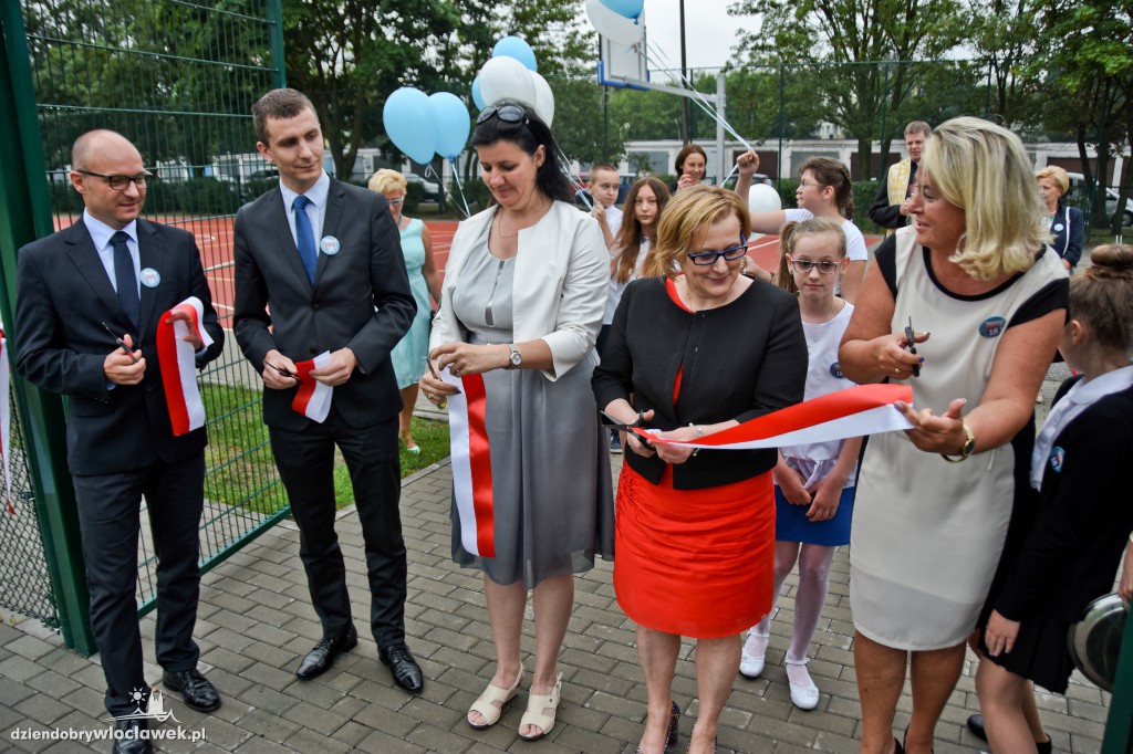 Otwarcie boiska szkolnego przy SP 18