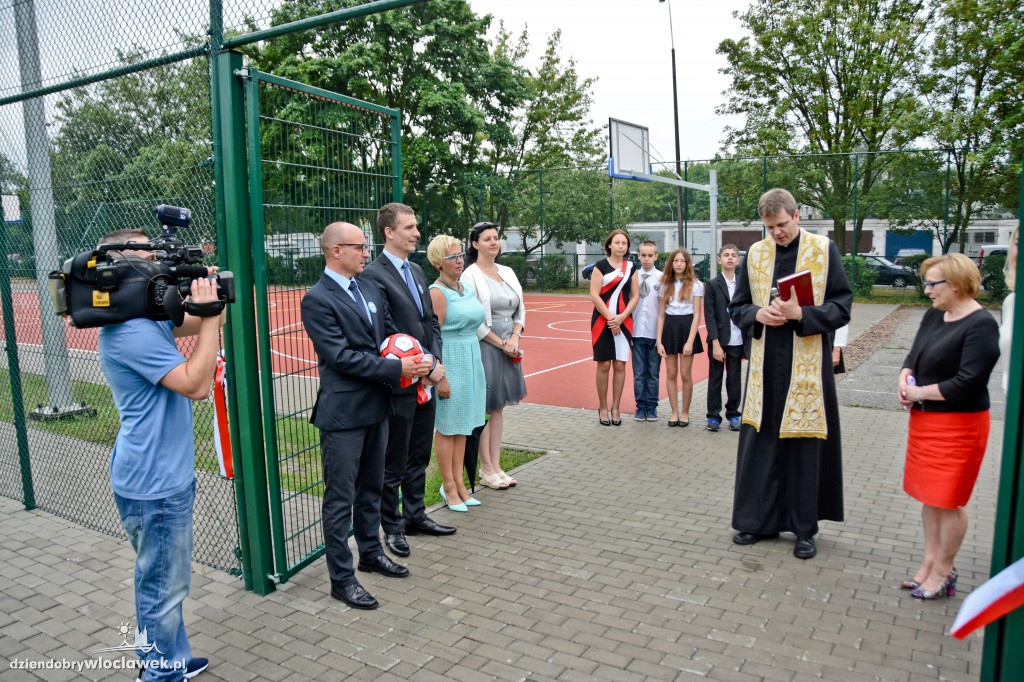 Otwarcie boiska szkolnego przy SP 18