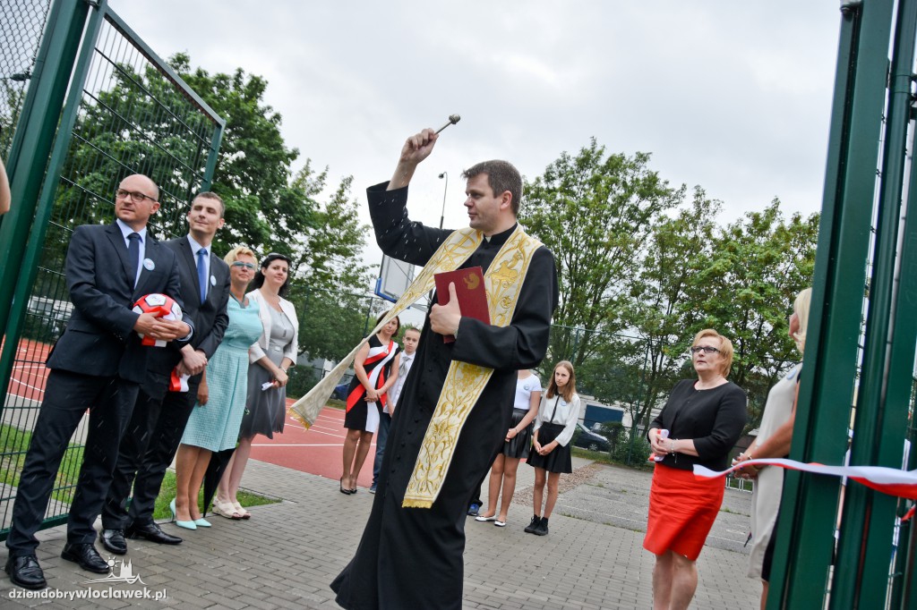 Otwarcie boiska szkolnego przy SP 18